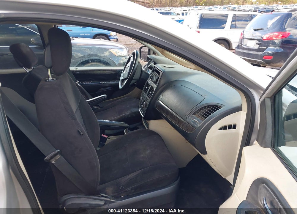 2011 DODGE GRAND CARAVAN MAINSTREET VIN: 2D4RN3DG2BR668783