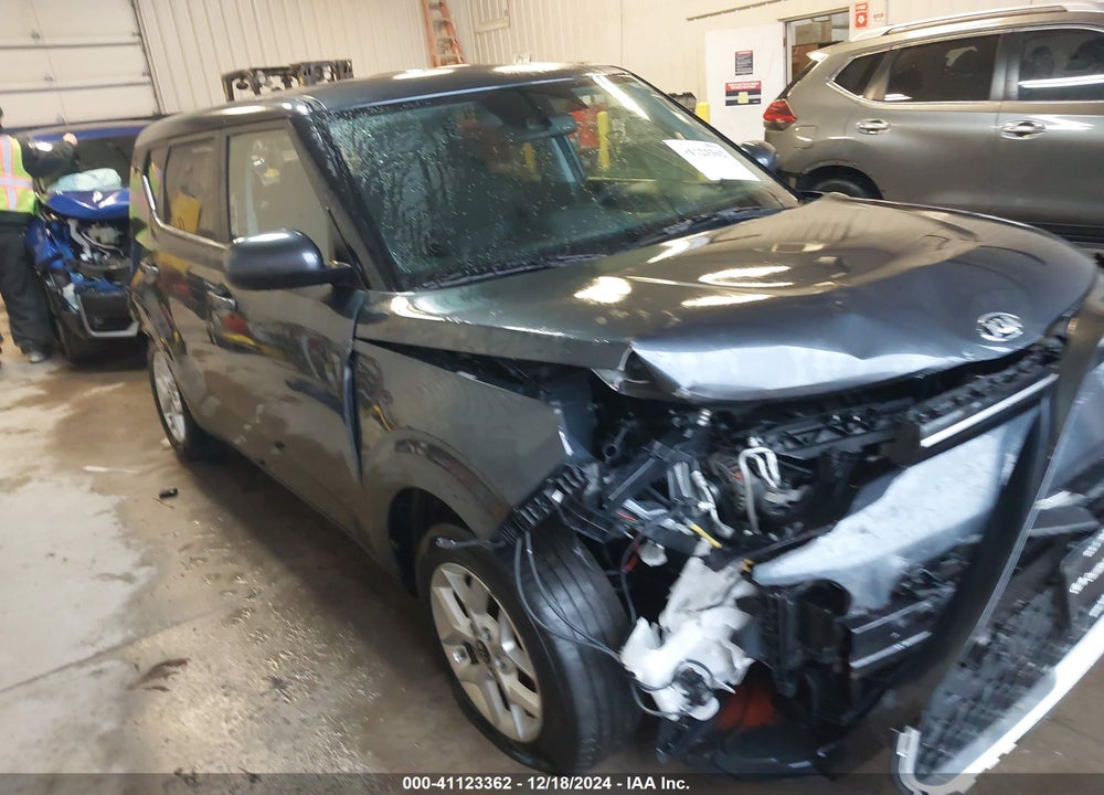 2021 KIA SOUL !/+/S VIN: KNDJ23AUXM7767238