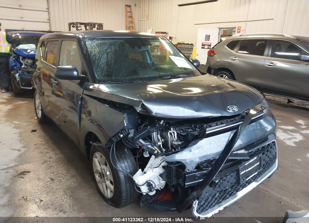 2021 KIA SOUL !/+/S VIN: KNDJ23AUXM7767238