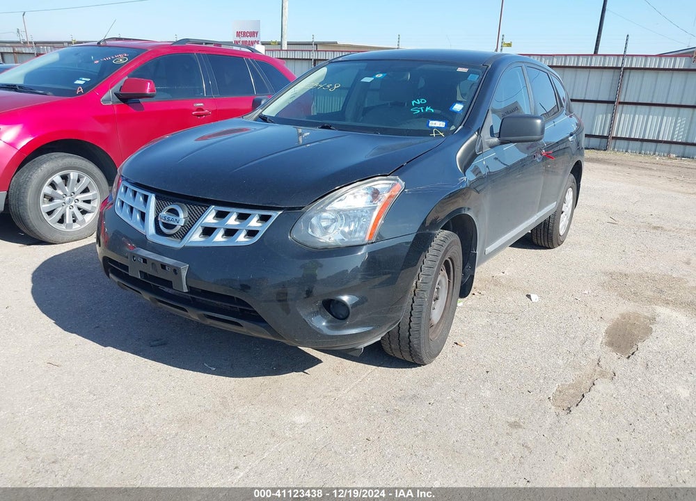 2014 NISSAN ROGUE SELECT S VIN: JN8AS5MT4EW612257