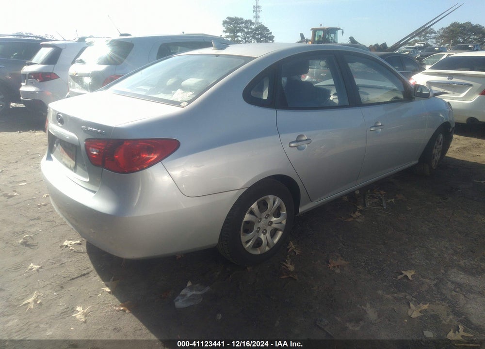 2009 HYUNDAI ELANTRA GLS VIN: KMHDU46DX9U707034
