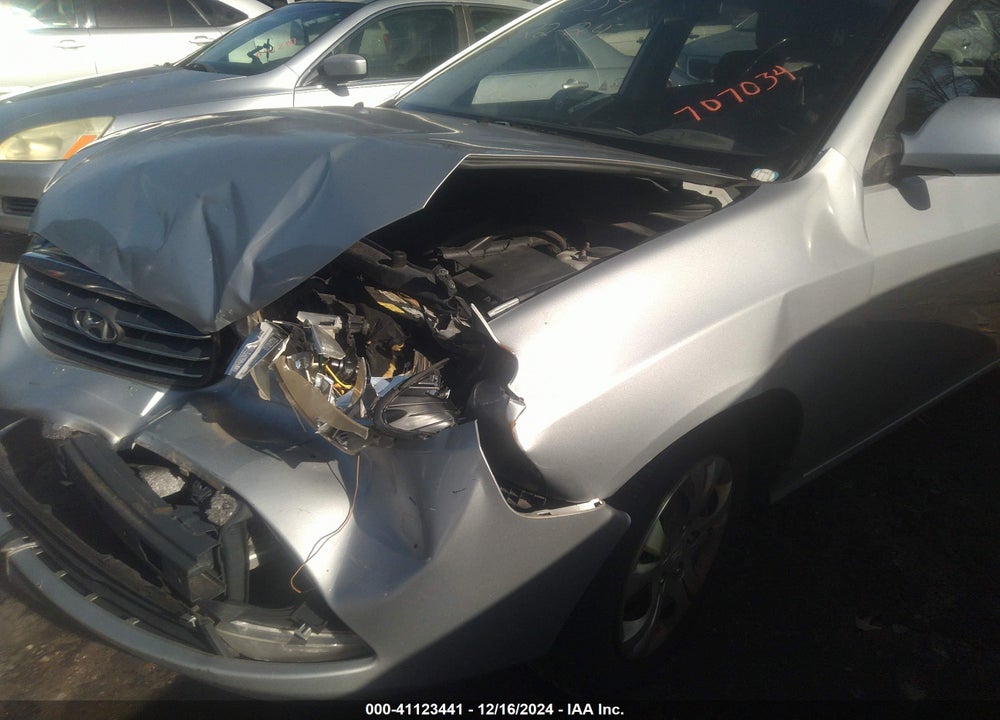 2009 HYUNDAI ELANTRA GLS VIN: KMHDU46DX9U707034