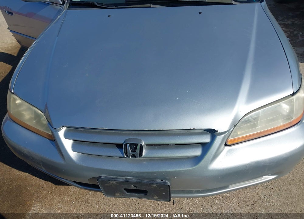 2002 HONDA ACCORD 2.3 LX VIN: JHMCG56492C005455