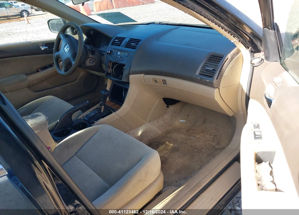 2003 HONDA ACCORD 2.4 EX VIN: 1HGCM56693A082434