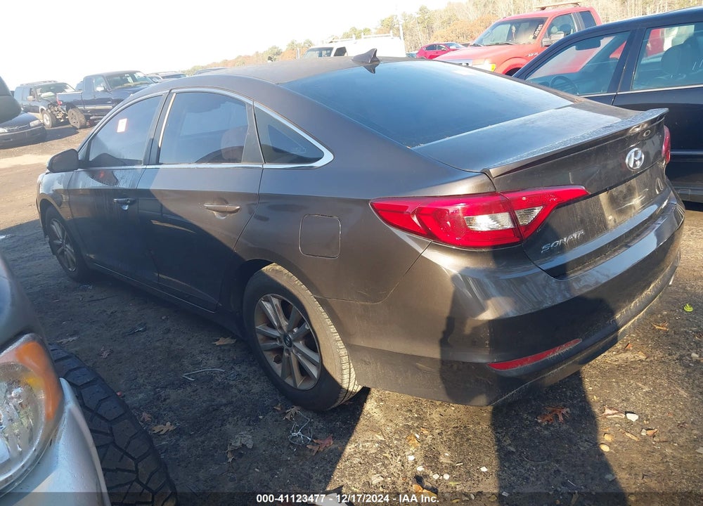 2016 HYUNDAI SONATA VIN: 5NPE24AF8GH262047