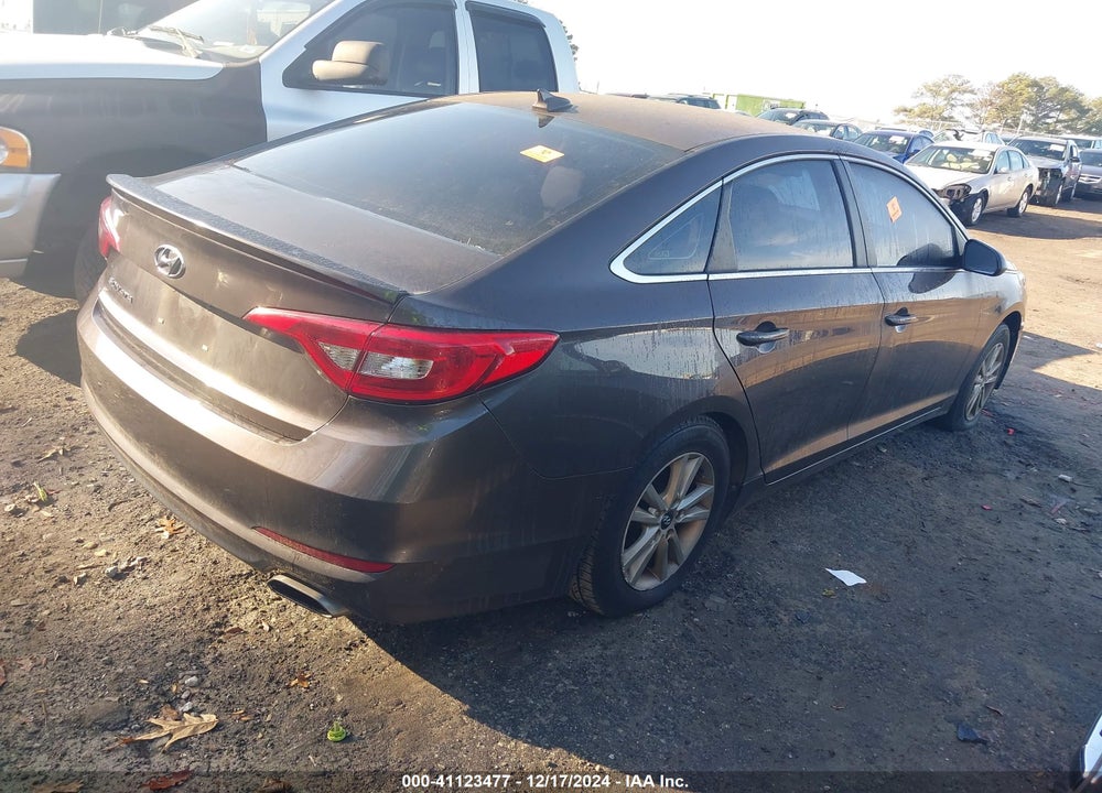 2016 HYUNDAI SONATA VIN: 5NPE24AF8GH262047
