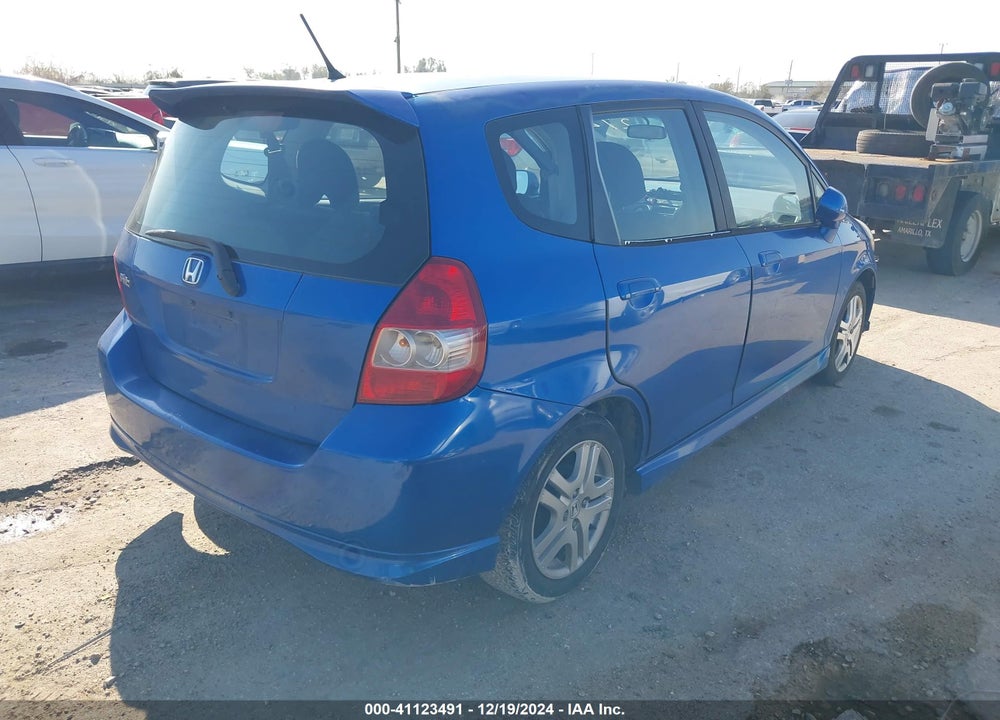 2007 HONDA FIT SPORT VIN: JHMGD38677S042725