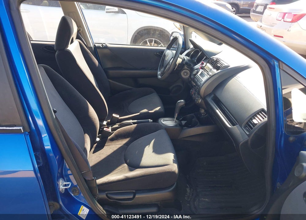 2007 HONDA FIT SPORT VIN: JHMGD38677S042725