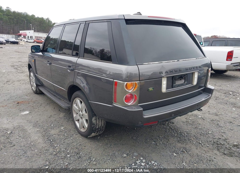 2005 LAND ROVER RANGE ROVER HSE VIN: SALME11435A188999