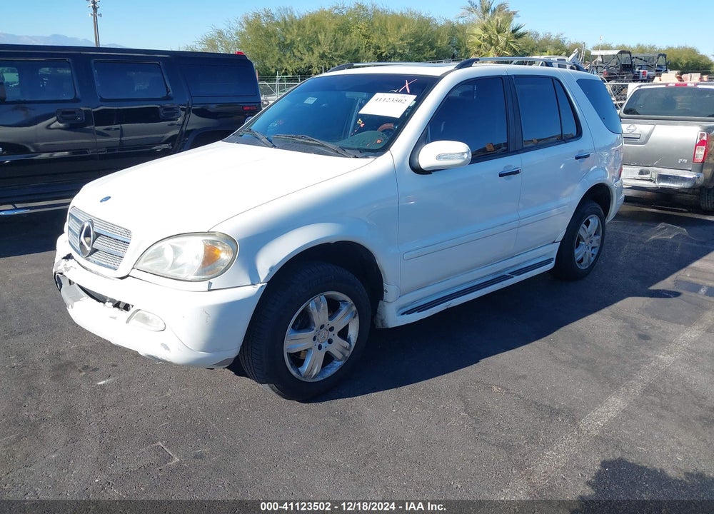 2005 MERCEDES-BENZ ML 350 4MATIC VIN: 4JGAB57E35A524558