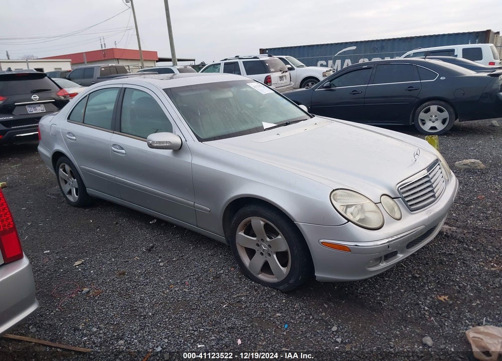2005 MERCEDES-BENZ E 320 4MATIC VIN: WDBUF82J15X172104