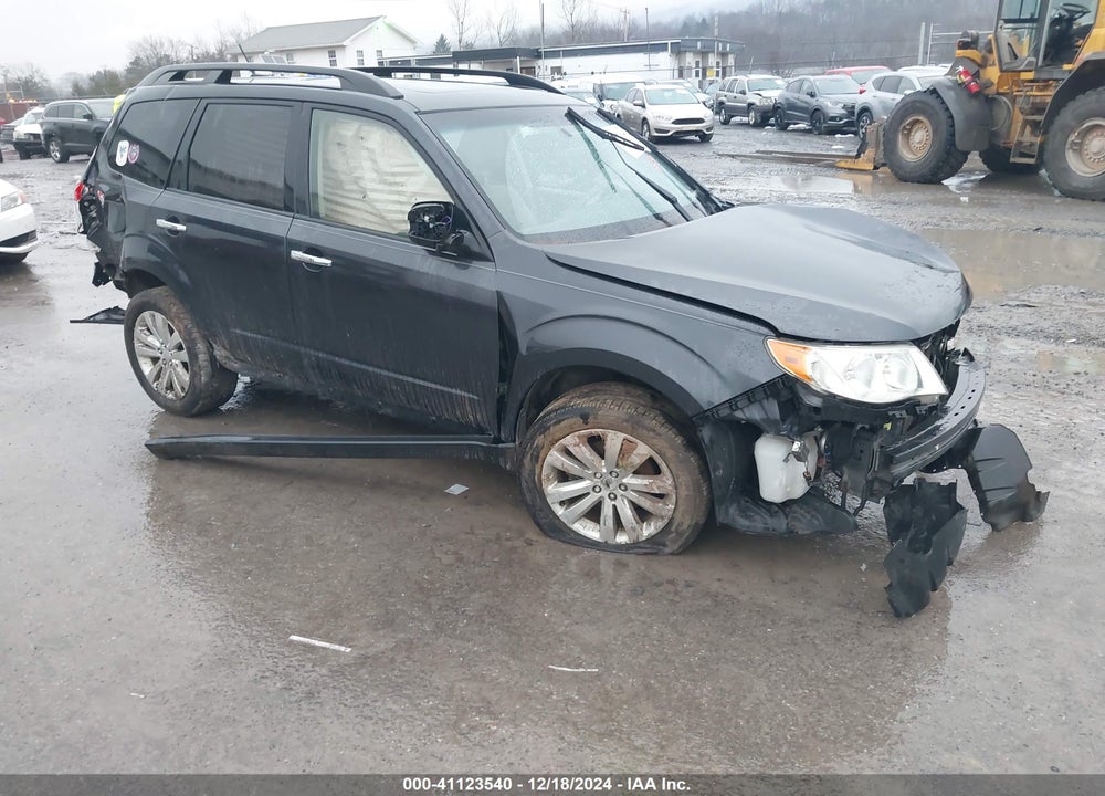 2013 SUBARU FORESTER 2.5X PREMIUM VIN: JF2SHADC7DH444545