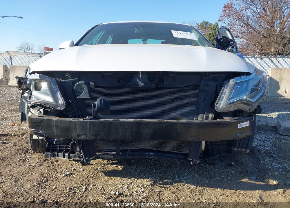 2020 KIA OPTIMA VIN: 5XXGT4L31LG427256