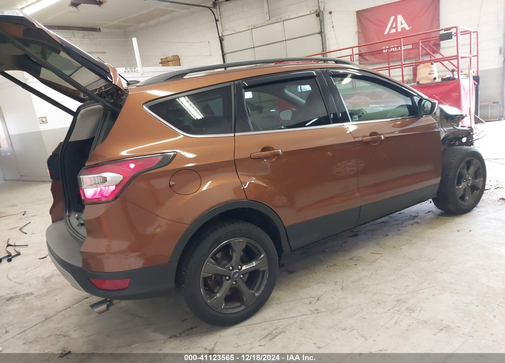 2017 FORD ESCAPE SE VIN: 1FMCU9G95HUA45168