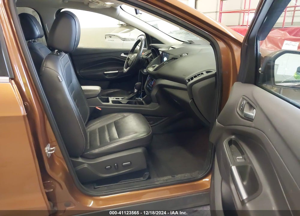 2017 FORD ESCAPE SE VIN: 1FMCU9G95HUA45168
