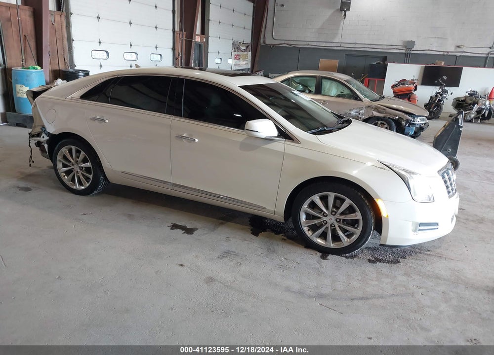 2013 CADILLAC XTS LUXURY VIN: 2G61P5S30D9143422