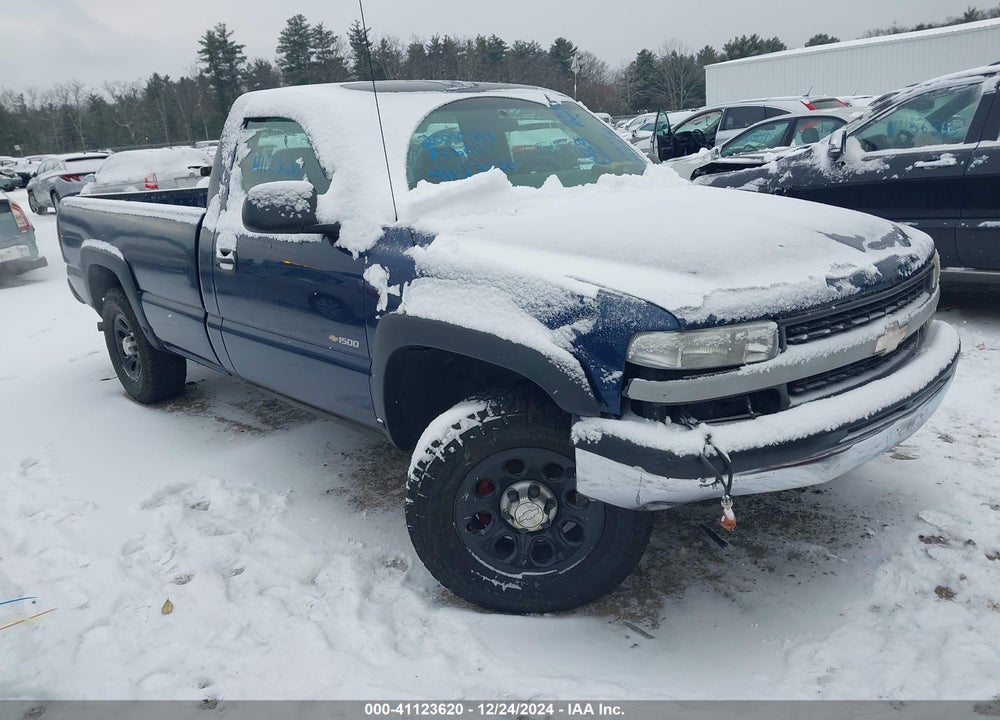 2001 CHEVROLET SILVERADO 1500 VIN: 1GCEC14V11E281805