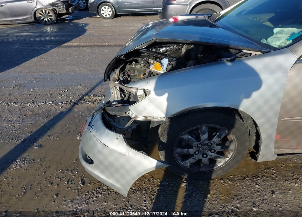 2004 TOYOTA CAMRY LE VIN: 4T1BE32KX4U864073