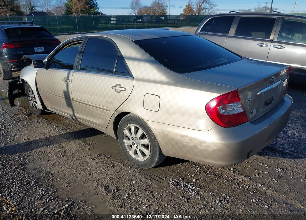 2004 TOYOTA CAMRY LE VIN: 4T1BE32KX4U864073