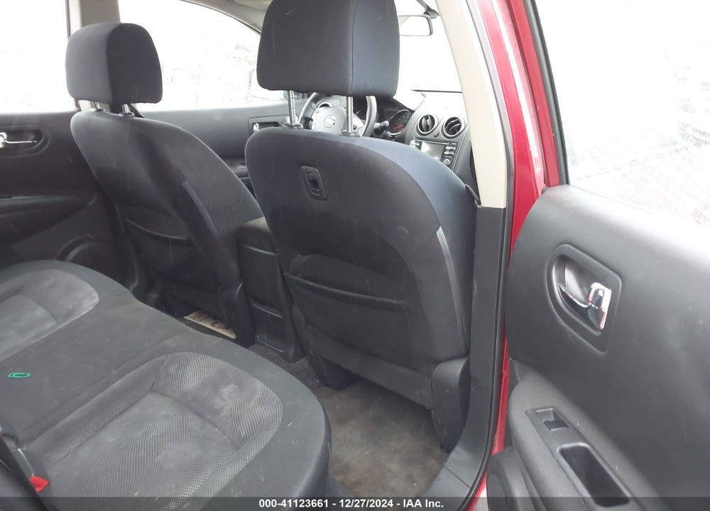 2014 NISSAN ROGUE SELECT S VIN: JN8AS5MV2EW710933
