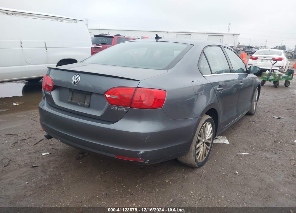 2012 VOLKSWAGEN JETTA 2.5L SEL VIN: 3VWLX7AJ1CM327661
