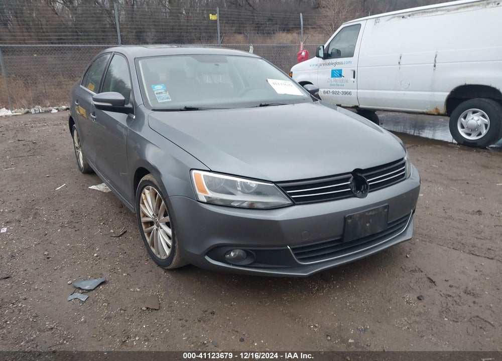 2012 VOLKSWAGEN JETTA 2.5L SEL VIN: 3VWLX7AJ1CM327661