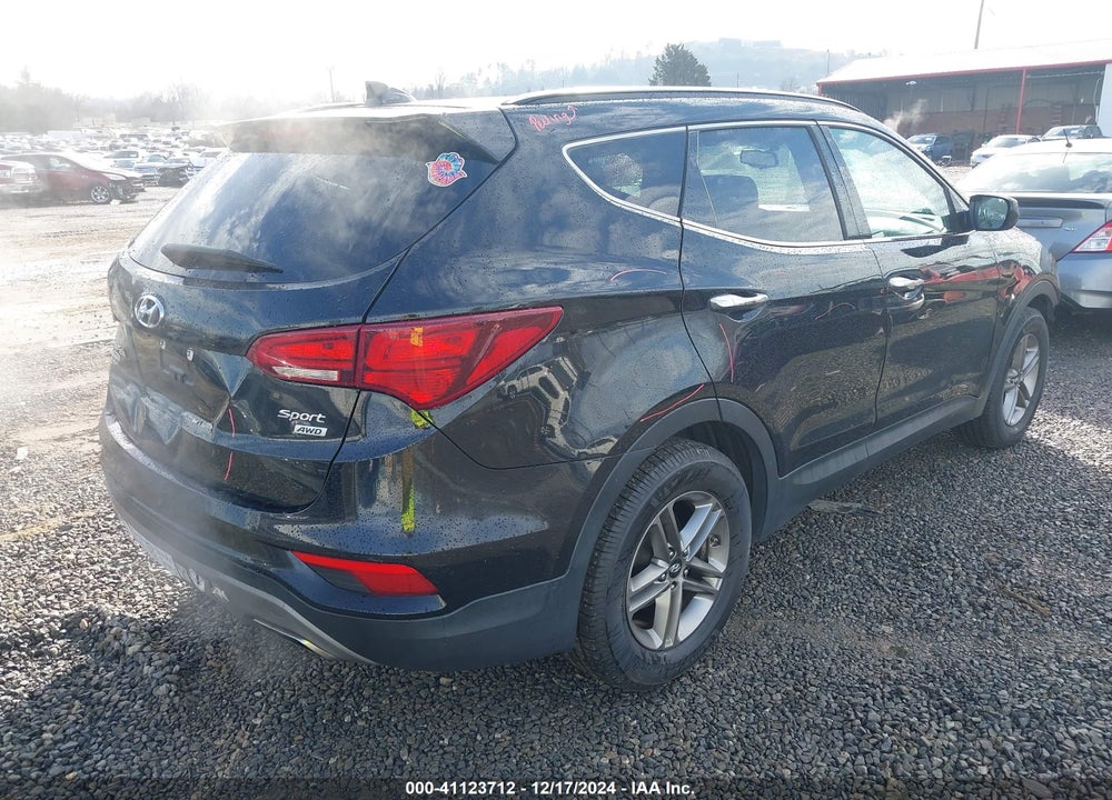 2017 HYUNDAI SANTA FE SPORT 2.4L VIN: 5XYZUDLBXHG389543