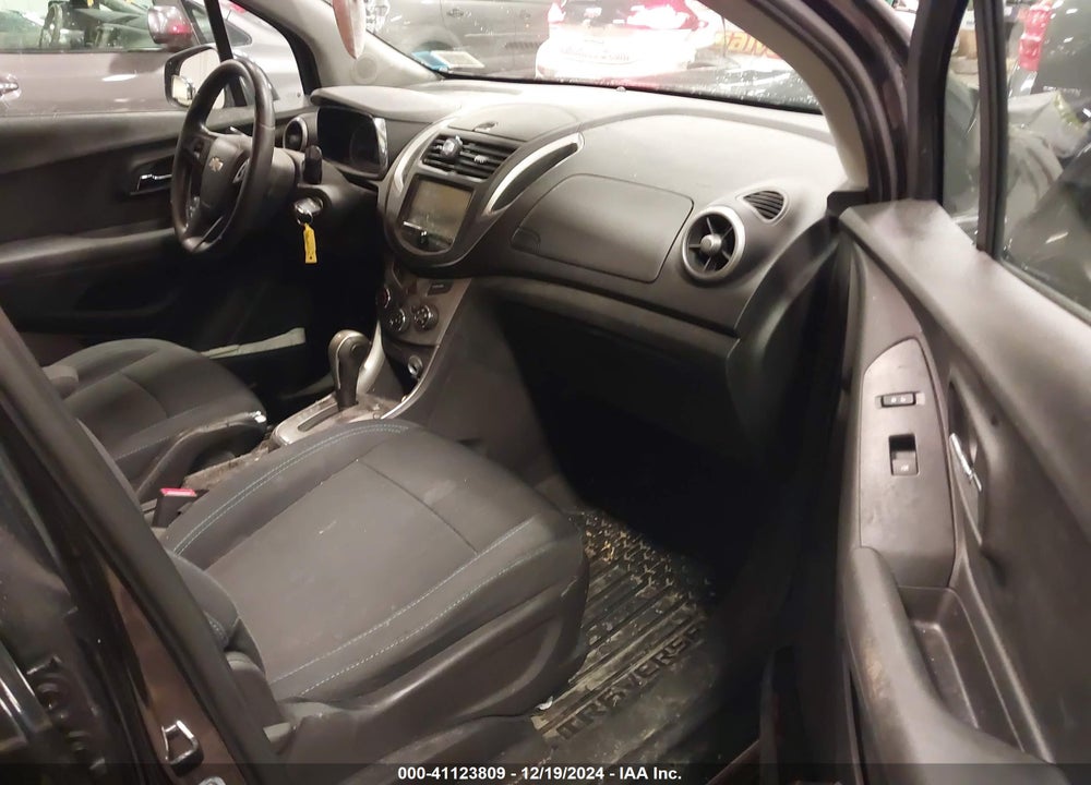 2015 CHEVROLET TRAX LT VIN: 3GNCJRSBXFL190390
