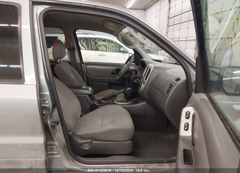 2007 FORD ESCAPE XLT/XLT SPORT VIN: 1FMCU931X7KA42938