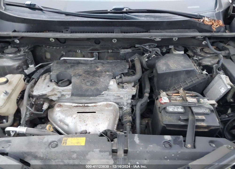 2015 TOYOTA RAV4 LE VIN: 2T3BFREV2FW306461
