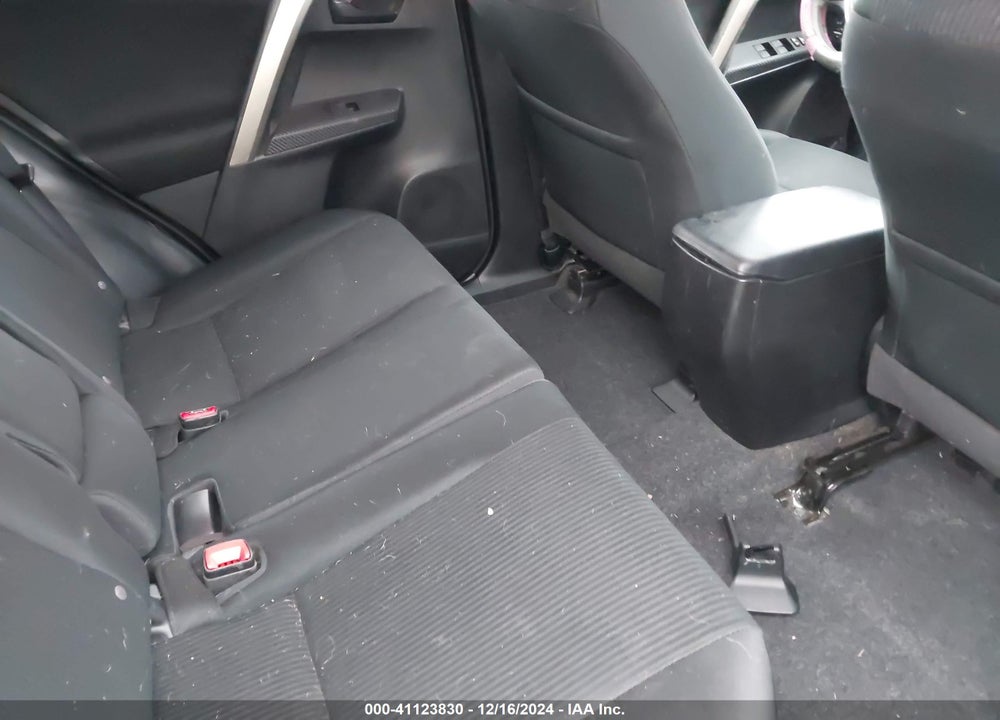 2015 TOYOTA RAV4 LE VIN: 2T3BFREV2FW306461