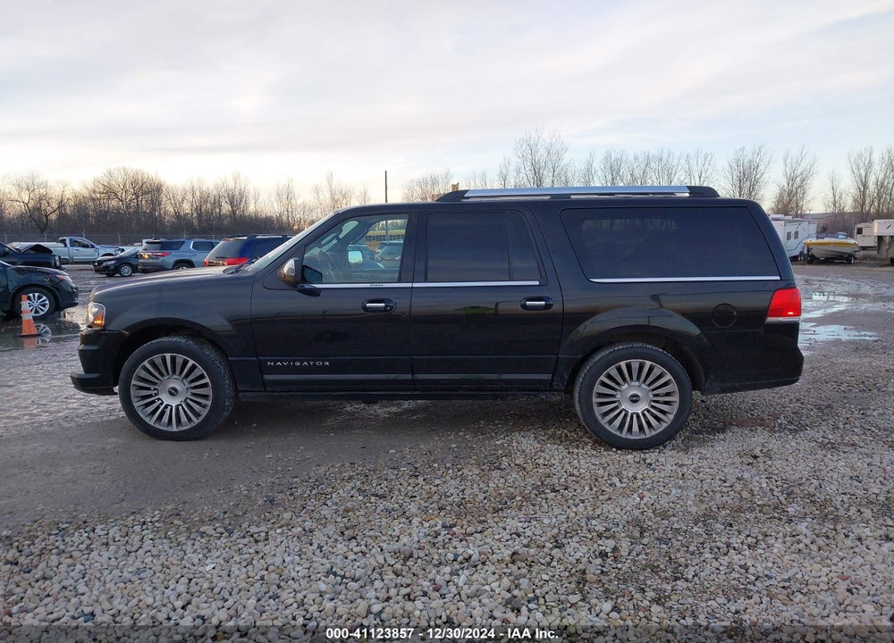 2015 LINCOLN NAVIGATOR L VIN: 5LMJJ3JT3FEJ10170