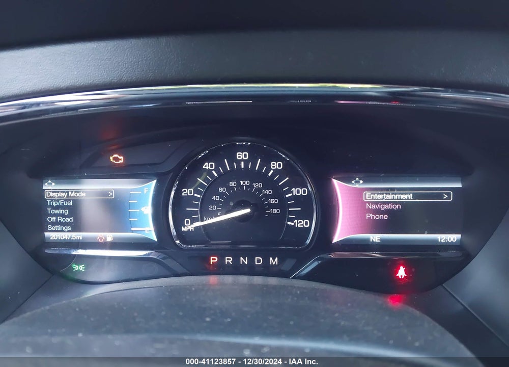 2015 LINCOLN NAVIGATOR L VIN: 5LMJJ3JT3FEJ10170