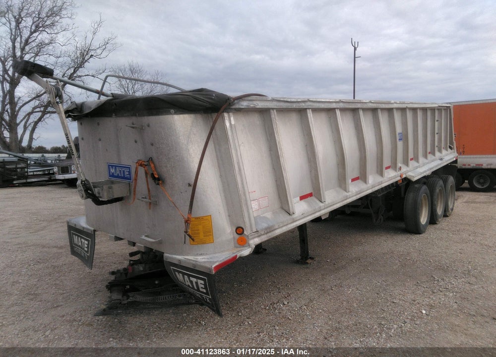 2022 MATE --- VIN: 1M9A30330NH036391