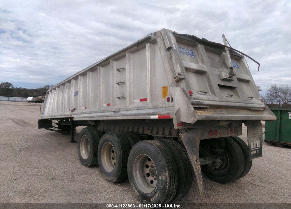 2022 MATE --- VIN: 1M9A30330NH036391