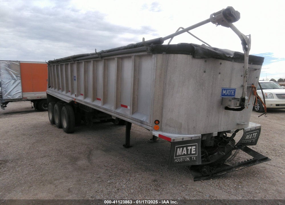 2022 MATE --- VIN: 1M9A30330NH036391