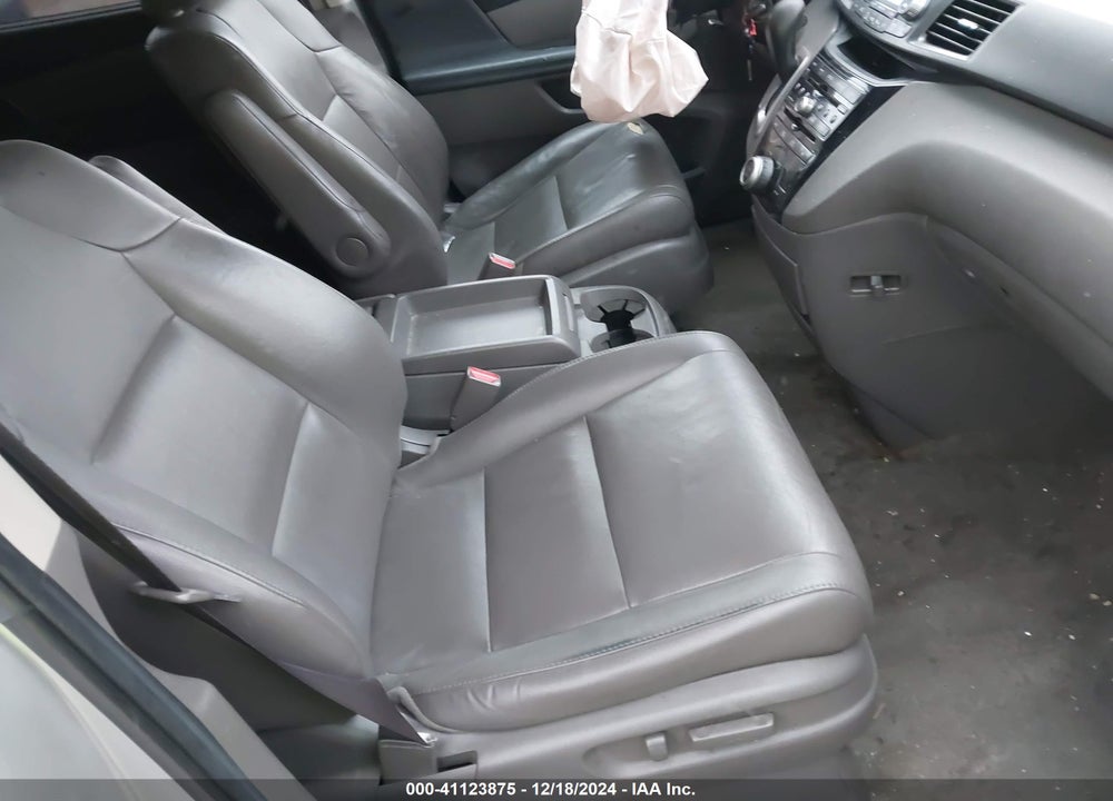 2013 HONDA ODYSSEY EX-L VIN: 5FNRL5H60DB086888