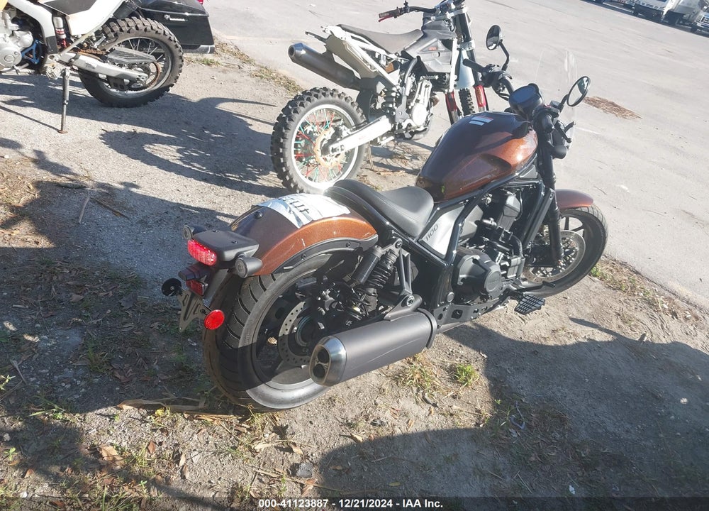 2022 HONDA CMX1100 D VIN: JH2SC8319NK101835