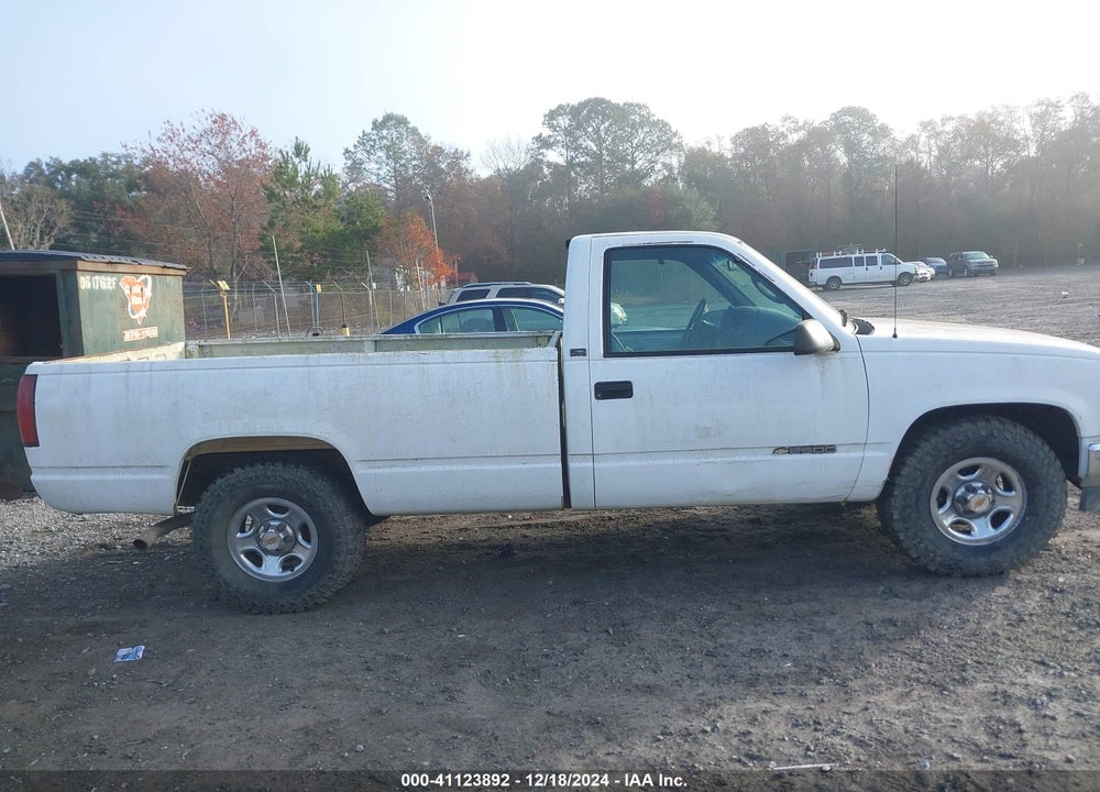 1996 CHEVROLET GMT-400 C2500 VIN: 1GCFC24S2TZ133089