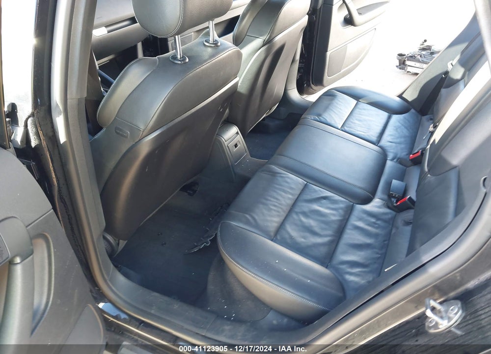 2011 AUDI A3 VIN: WAUBFAFM9BA011242
