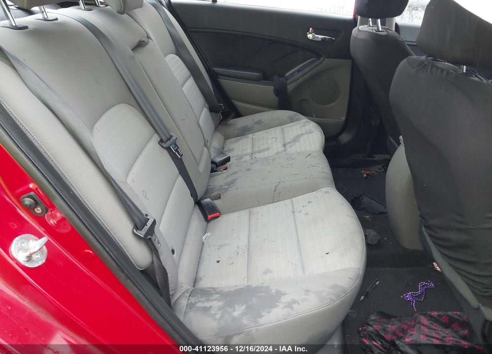 2016 KIA FORTE EX VIN: KNAFX4A82G5490629