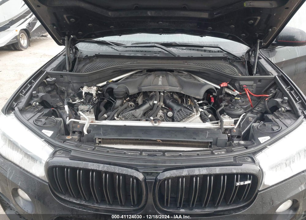 2015 BMW X6 M VIN: 5YMKW8C50F0R42921