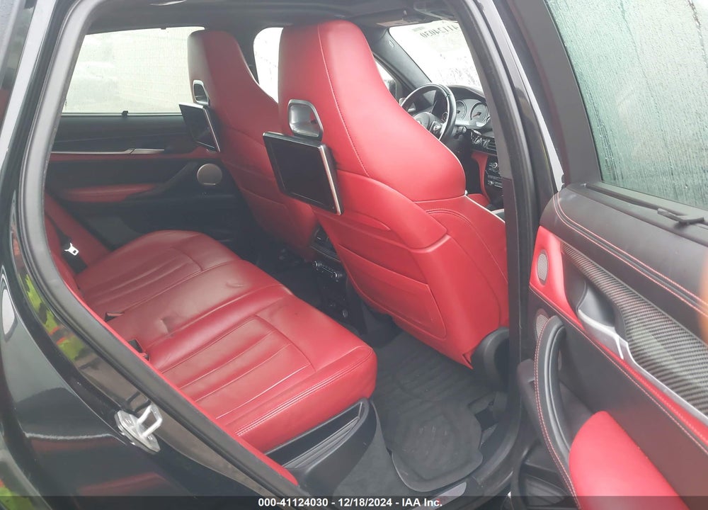 2015 BMW X6 M VIN: 5YMKW8C50F0R42921
