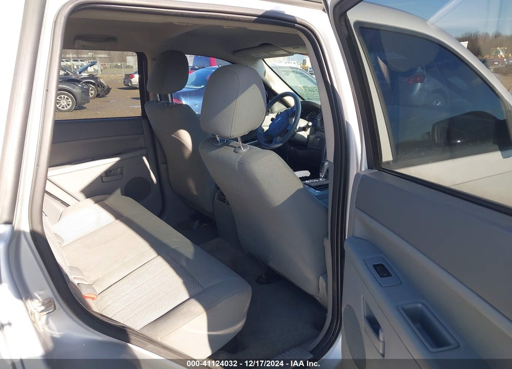 2007 JEEP GRAND CHEROKEE LAREDO VIN: 1J8GR48K97C507398