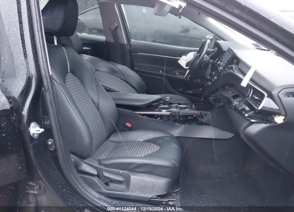 2022 TOYOTA CAMRY VIN: 4T1T11BK4NU050992