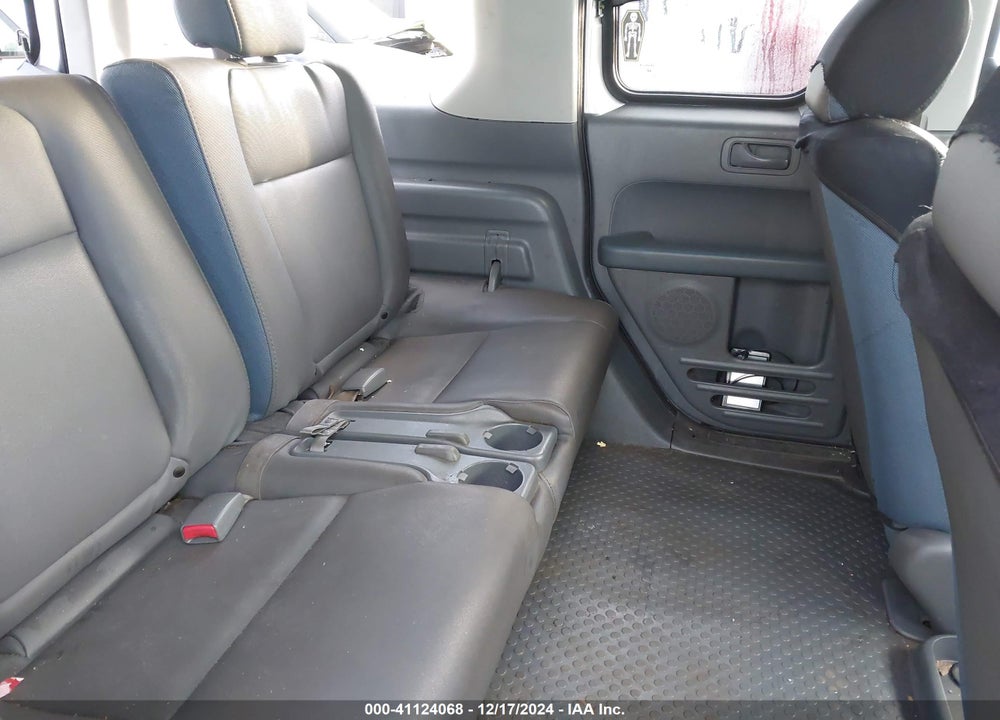 2005 HONDA ELEMENT LX VIN: 5J6YH18305L016246