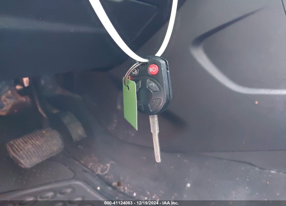 2014 FORD FOCUS SE VIN: 1FADP3K24EL395728