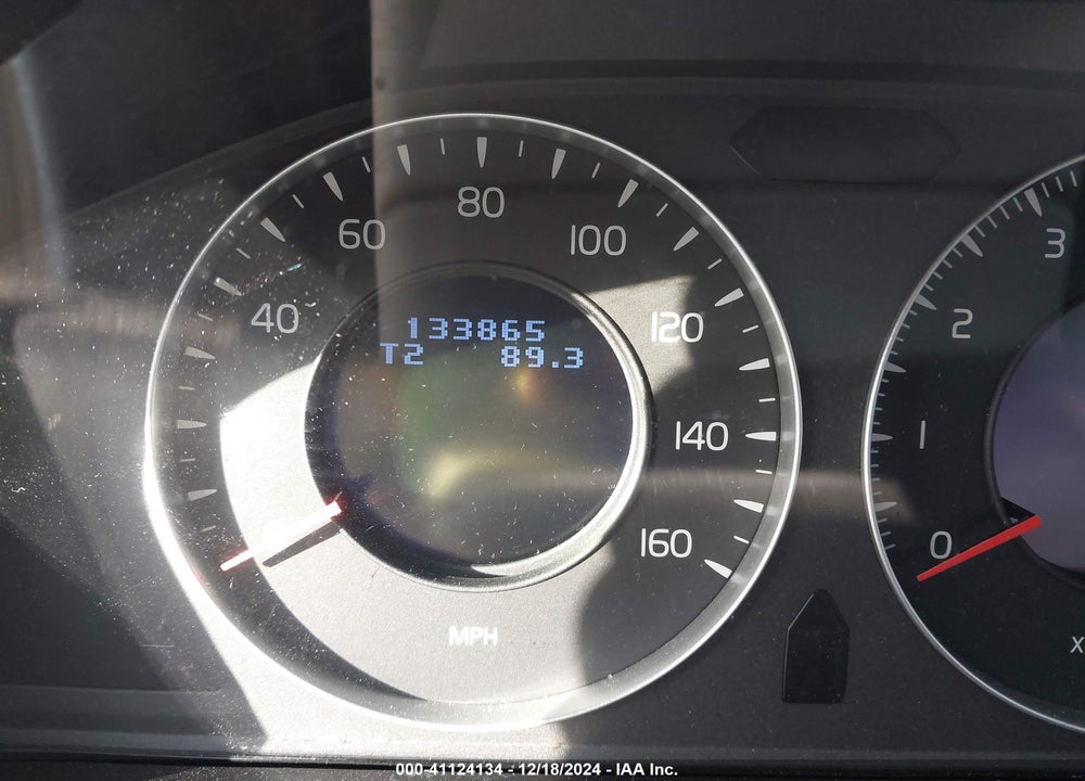 2010 VOLVO XC60 3.2 VIN: YV4960DZ1A2063318