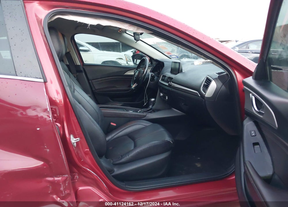 2018 MAZDA 3 VIN: 3MZBN1V33JM246605