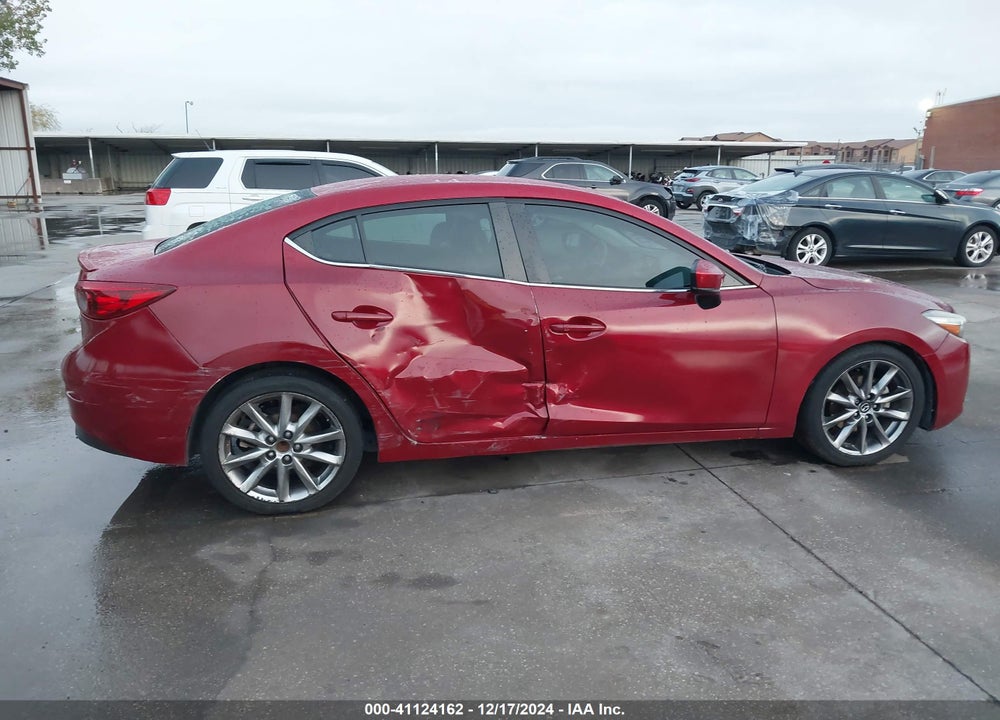 2018 MAZDA 3 VIN: 3MZBN1V33JM246605